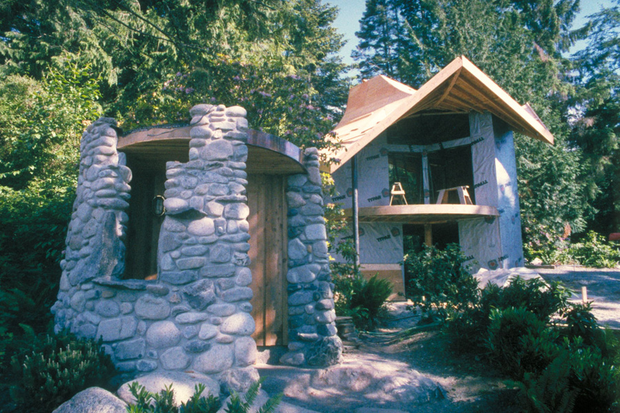 Construction of Deer Cove Cottage. Photo by Drew Hubbell.